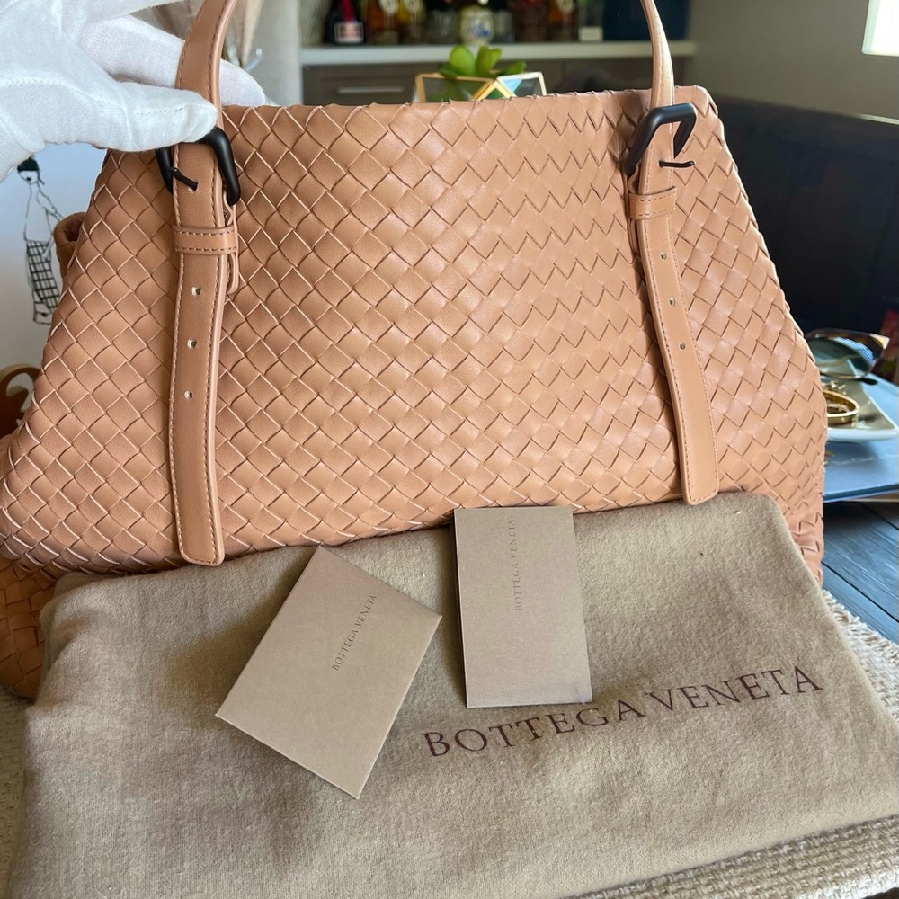 Bottega Veneta Intrecciato Nappa Soft Leather Tote in Light Brown/Pink
